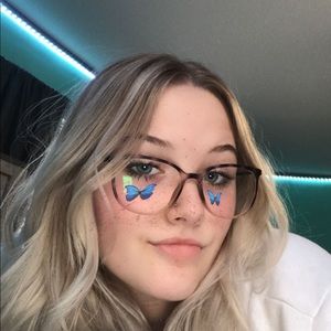 Meet your Posher, Kaydi